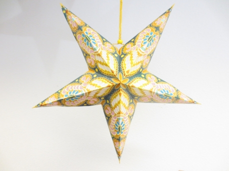 Star lantern yellow with decorations