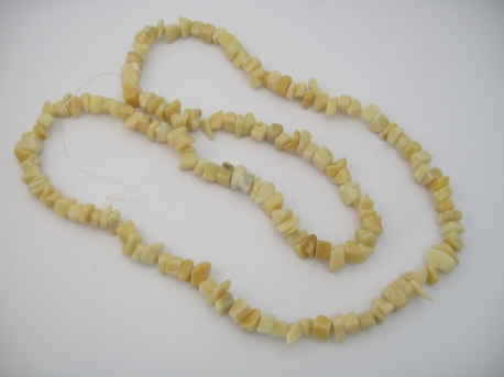 Gem stone necklace 90cm Shell