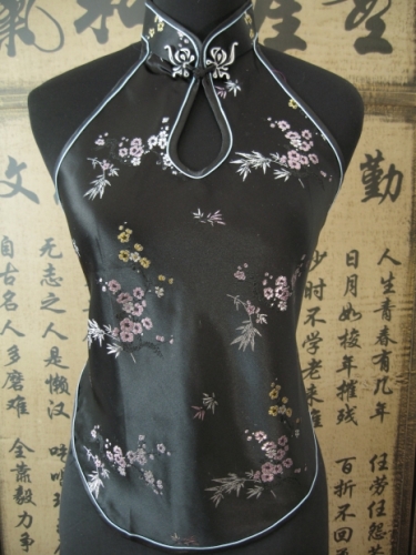 Chinese top with hole and flowers (black)