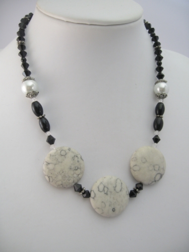 Howlite White Necklace with 3 amulets