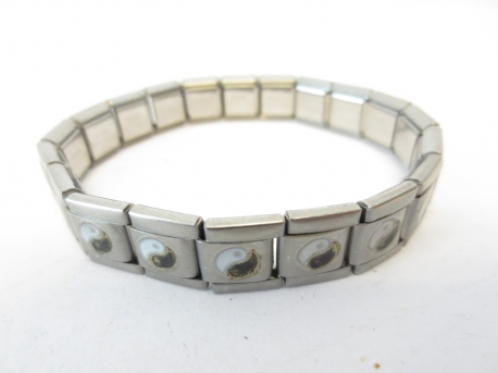 Metal Ying yang bracelet