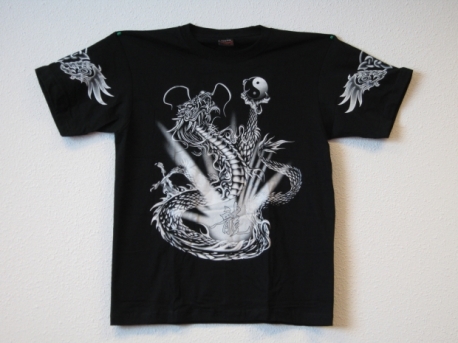 T-shirt Dragon with Yin Yang