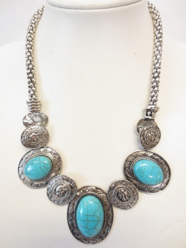 Turquoise necklace & earring set B