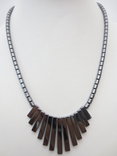 Hematite sticks necklace
