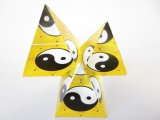 Crystal pyramide ying yang yellow 4x4