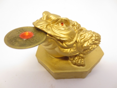 Feng Shui Frog gold with lucky coin