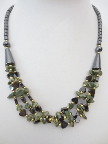 Hematite heart necklace green