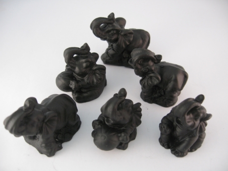 Black elephant collection ( 6 pieces)